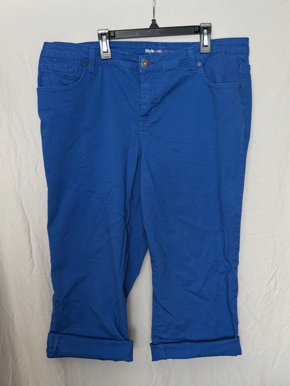 Style & Co. EUC Stretch Denim Capris, rolled cuff or not royal blue, Jean shorts